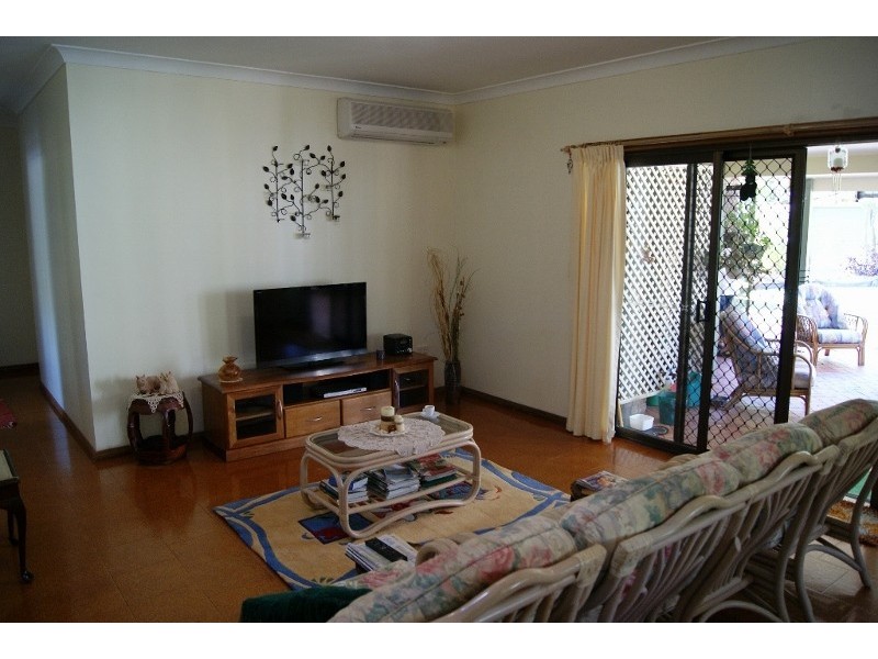 23 EVERGREEN DRIVE, Branyan QLD 4670