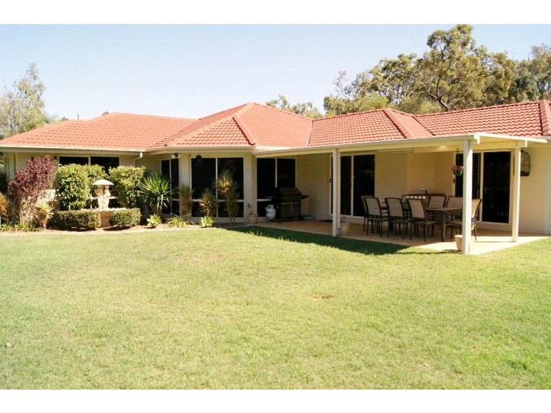 2 COCKATOO CRESCENT, Gooburrum QLD 4670