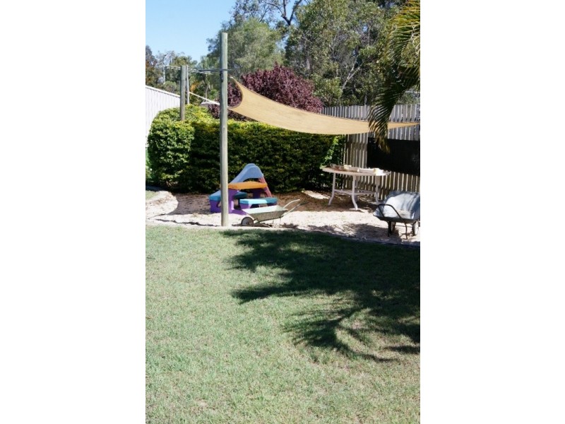 2 COCKATOO CRESCENT, Gooburrum QLD 4670