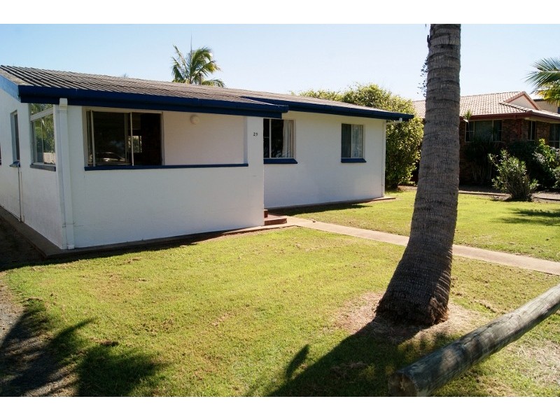 29 Sea Esplanade, Burnett Heads QLD 4670