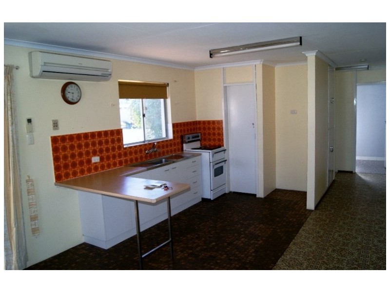 29 Sea Esplanade, Burnett Heads QLD 4670