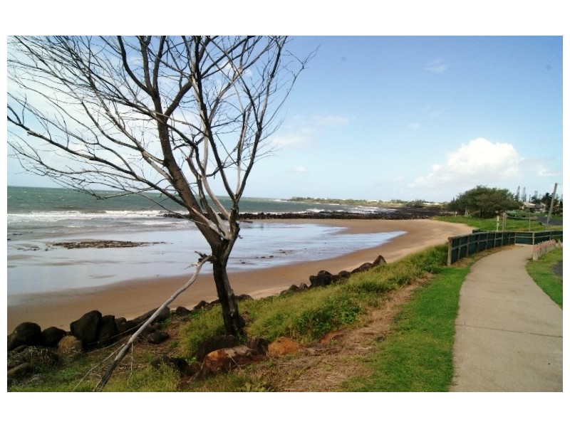 29 Sea Esplanade, Burnett Heads QLD 4670