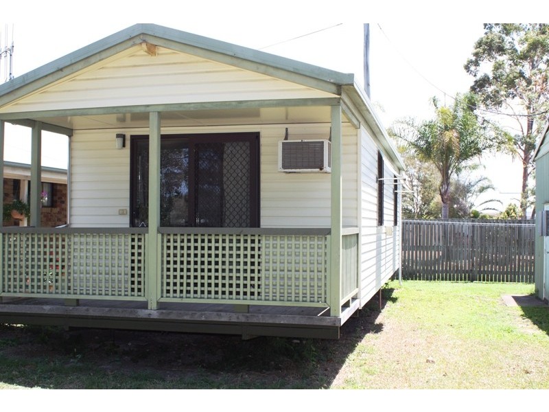 33a Hanbury St, Bundaberg North QLD 4670