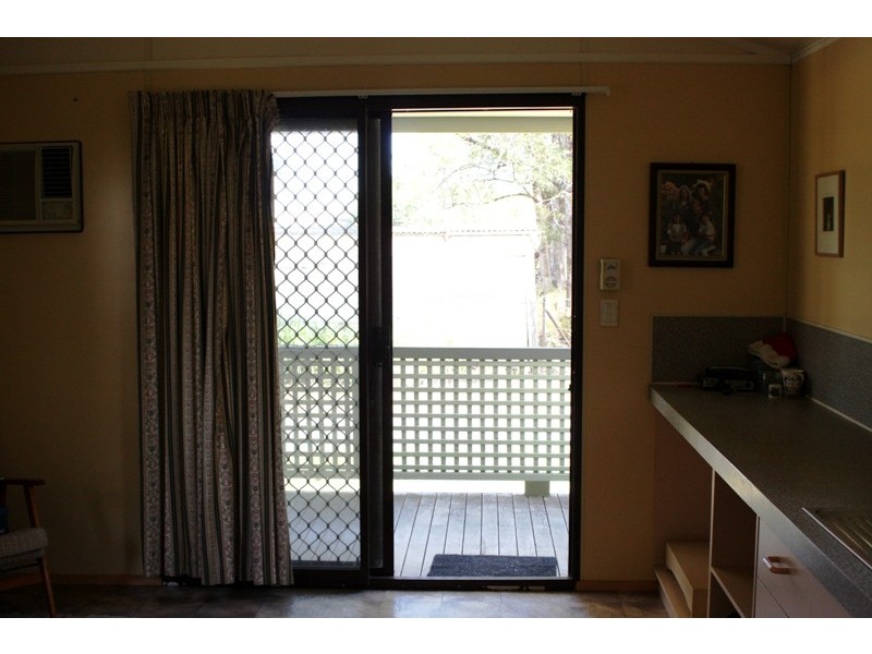 33a Hanbury St, Bundaberg North QLD 4670