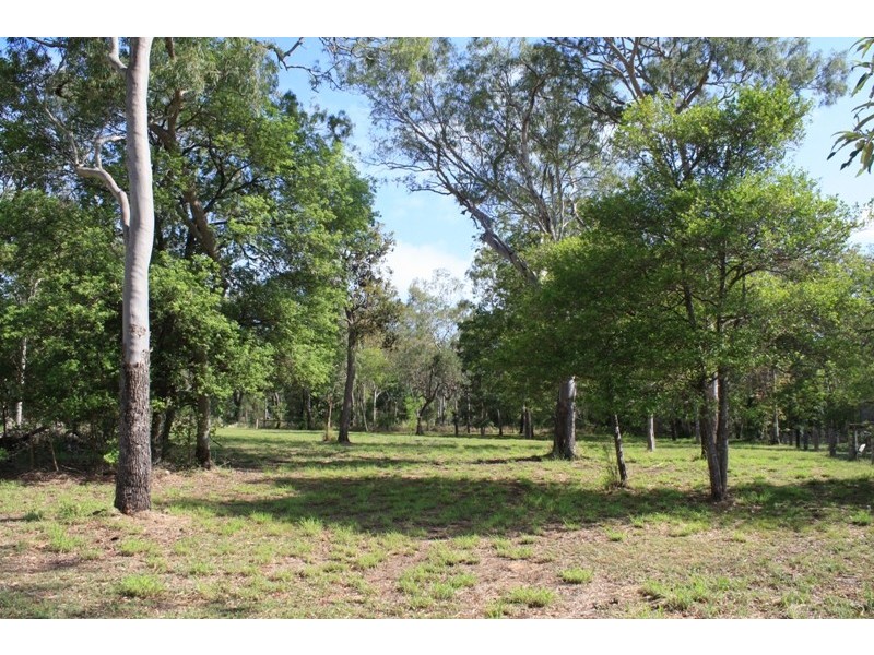 124 Malvern Drive, Moore Park Beach QLD 4670