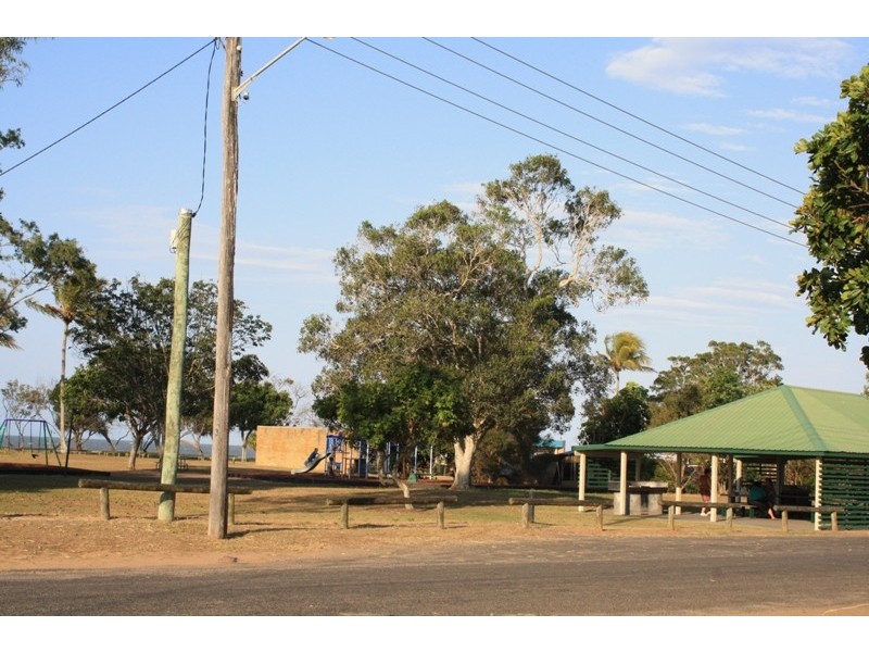 124 Malvern Drive, Moore Park Beach QLD 4670