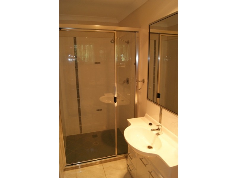 15 Redgwell Close, Apple Tree Creek QLD 4660