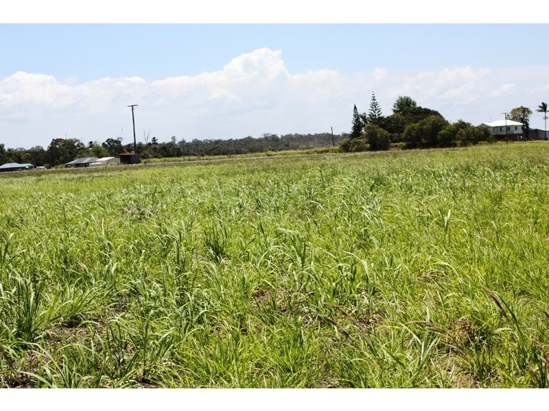 Lot 4 Moore Park Road, Moore Park Beach QLD 4670