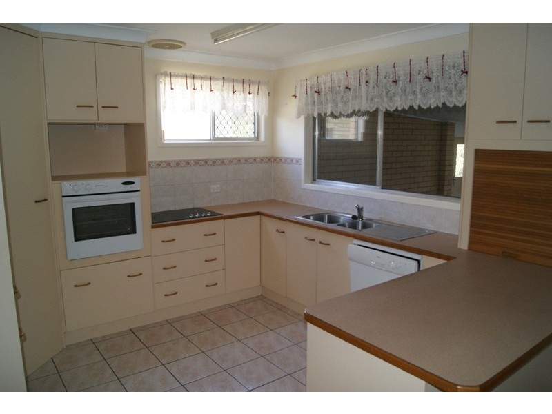 27 Black Street, Norville QLD 4670