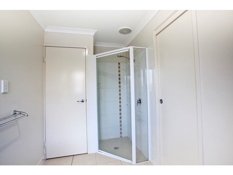 11/112 McCarthy Road, Avenell Heights QLD 4670