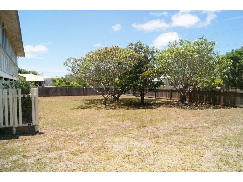 2 Bell Street, Bundaberg South QLD 4670