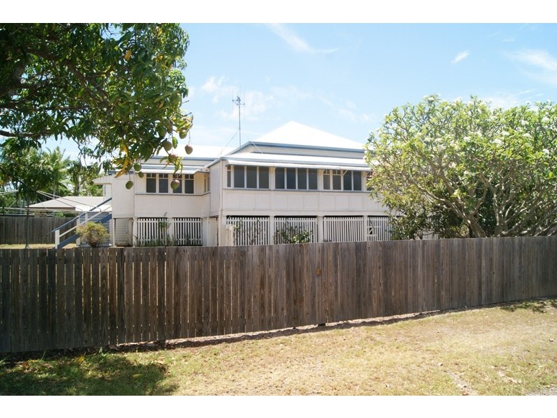 2 Bell Street, Bundaberg South QLD 4670