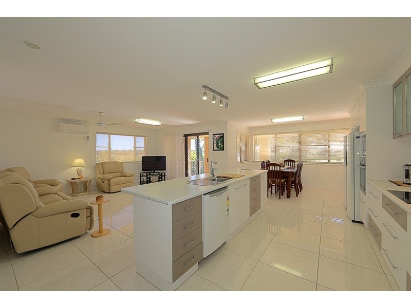 112 Lovers Walk, Woongarra QLD 4670