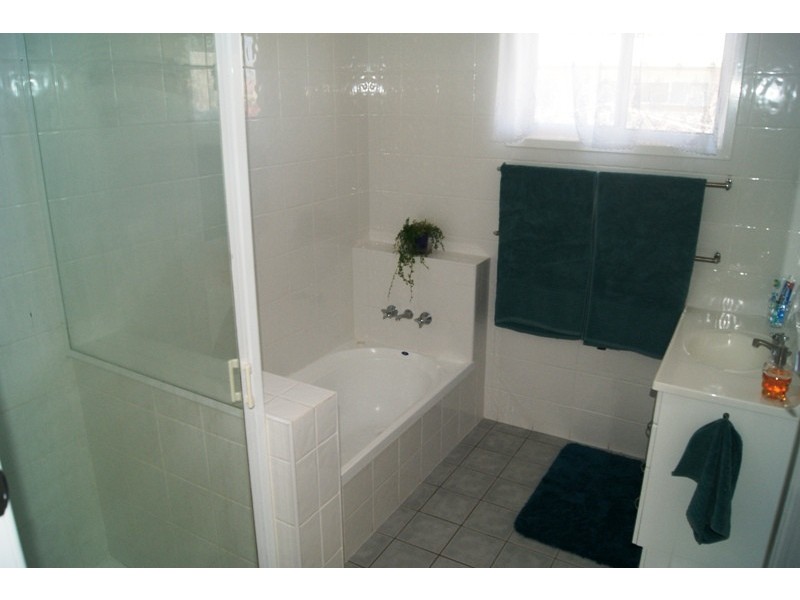 271 Goodwood Road, Thabeban QLD 4670