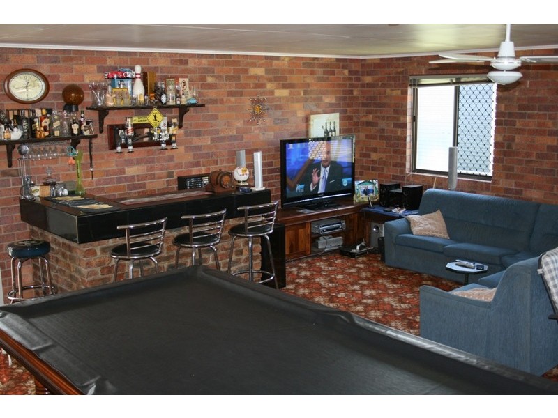 51 VASEY STREET, Avenell Heights QLD 4670