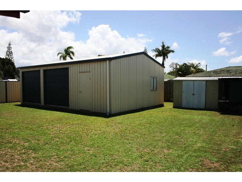 51 VASEY STREET, Avenell Heights QLD 4670