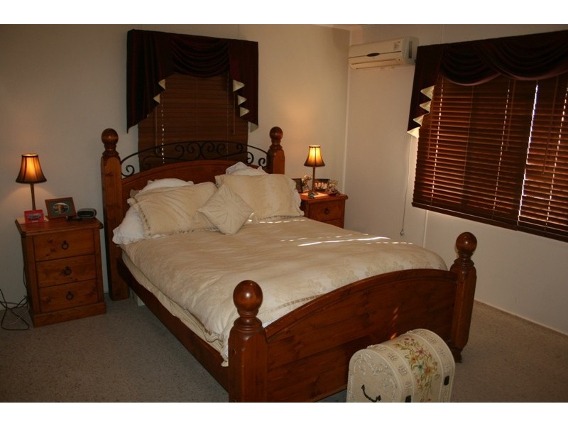 51 VASEY STREET, Avenell Heights QLD 4670