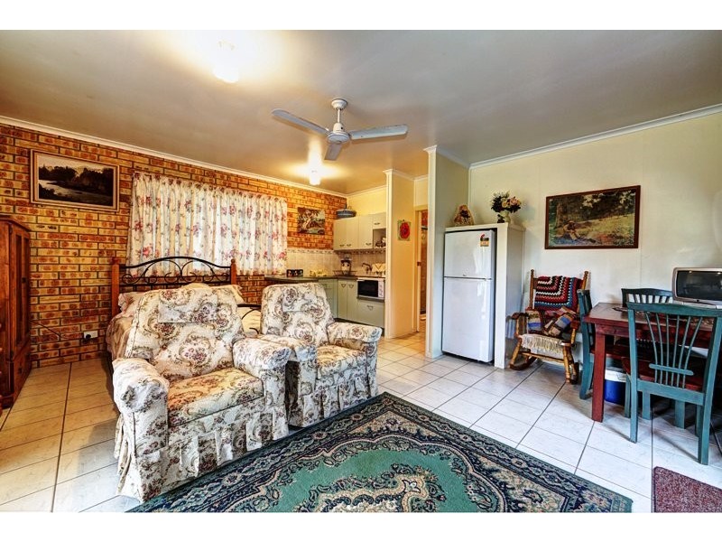 93 Knights Road, Moorland QLD 4670