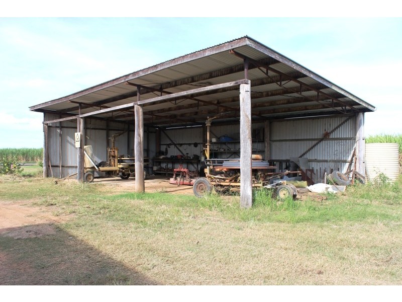 Sharon QLD 4670