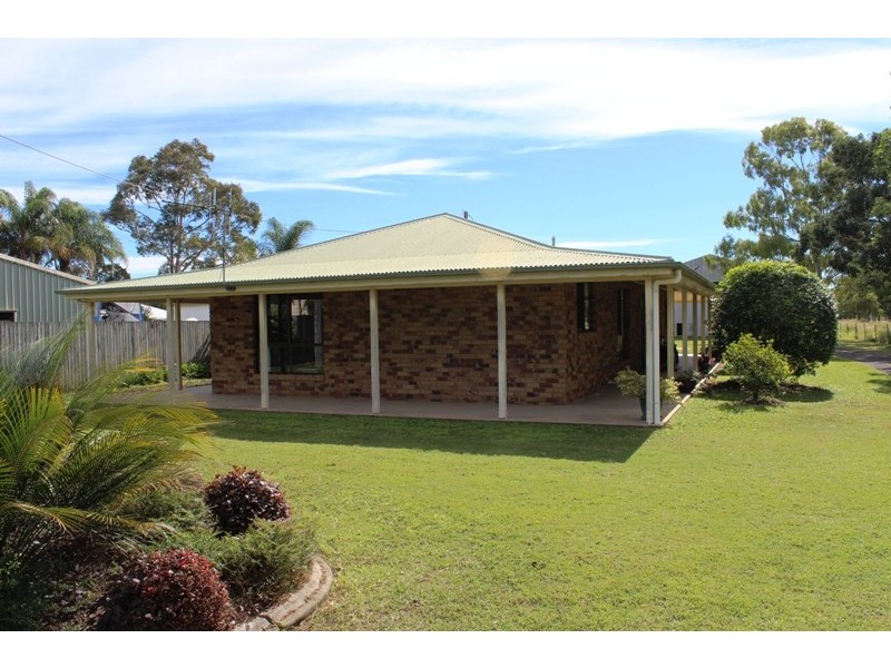 33a Hanbury Street, Bundaberg North QLD 4670