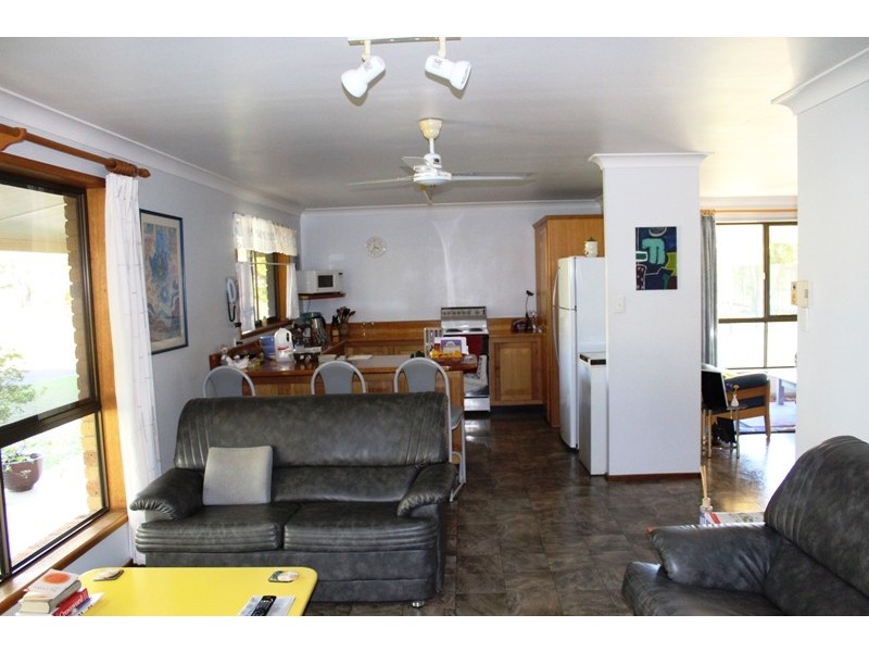 33a Hanbury Street, Bundaberg North QLD 4670