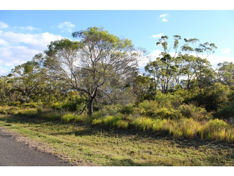 13 Dorron Court, Moore Park Beach QLD 4670