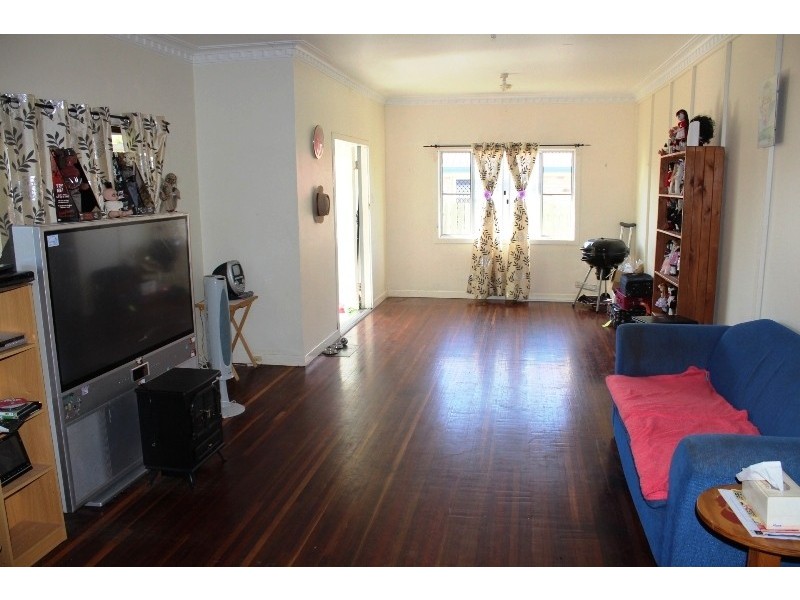 49 Montgomery Street, Svensson Heights QLD 4670