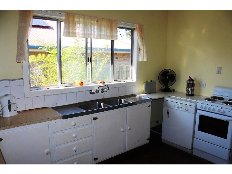 49 Montgomery Street, Svensson Heights QLD 4670