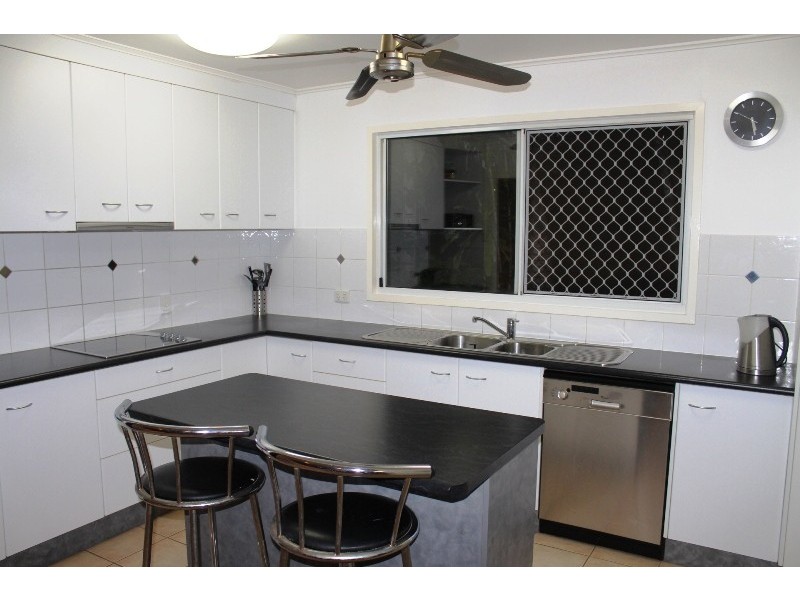 10a River Terrace, Millbank QLD 4670