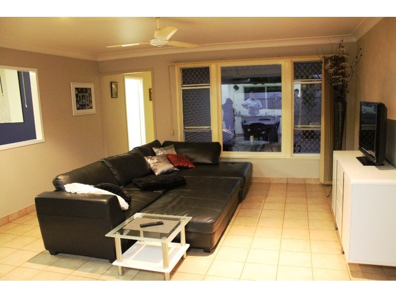 10a River Terrace, Millbank QLD 4670