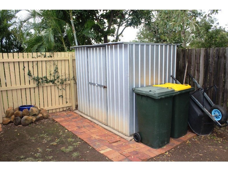 18a McLachlan Drive, Avenell Heights QLD 4670