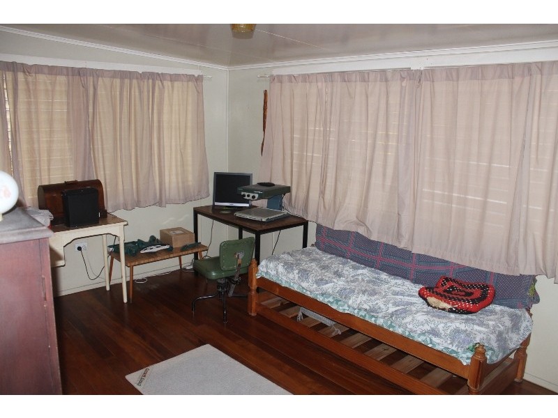 68 Elliott Heads Road, Kepnock QLD 4670