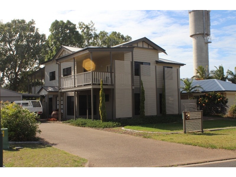 30 Acacia Street, Moore Park Beach QLD 4670