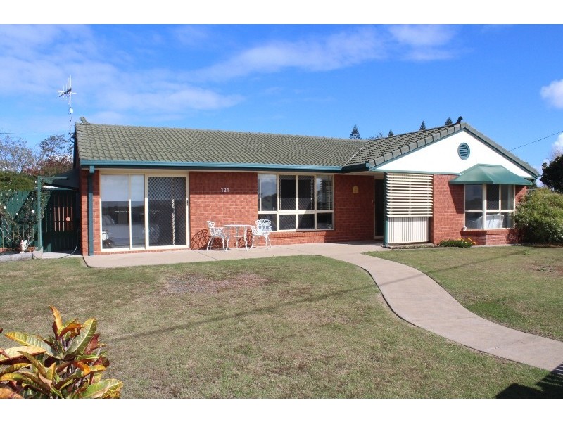 121 Shelley Street, Burnett Heads QLD 4670