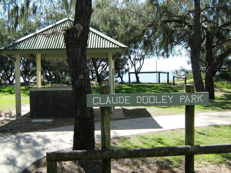 Moore Park Beach QLD 4670