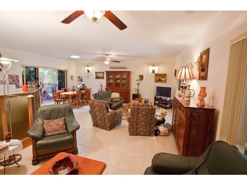 231 Sylvan Drive, Moore Park Beach QLD 4670