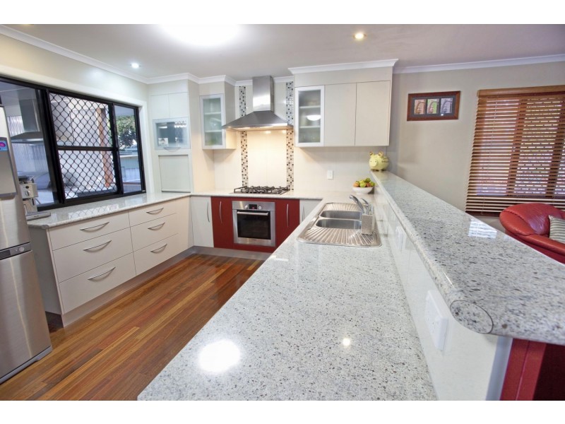 9 Thorburn Street, Svensson Heights QLD 4670