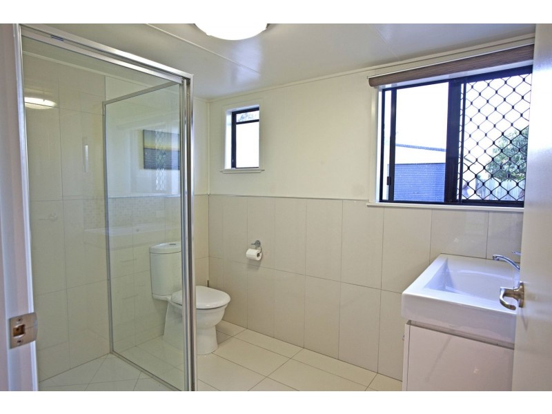 9 Thorburn Street, Svensson Heights QLD 4670