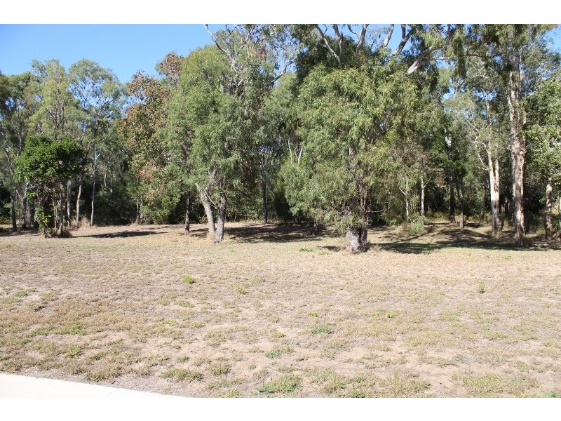 21 Sylvan Drive, Moore Park Beach QLD 4670