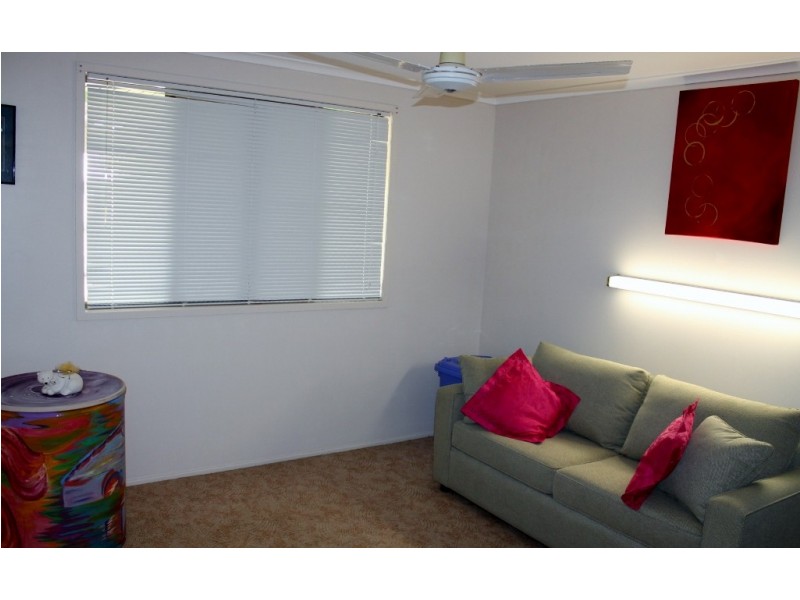 25 BRADY STREET, Avenell Heights QLD 4670