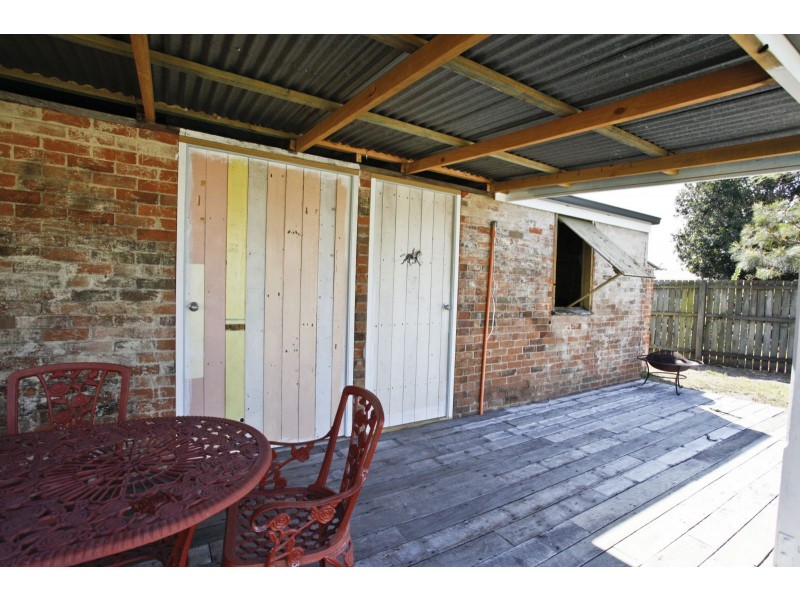 5 Pitt Street, Bundaberg South QLD 4670