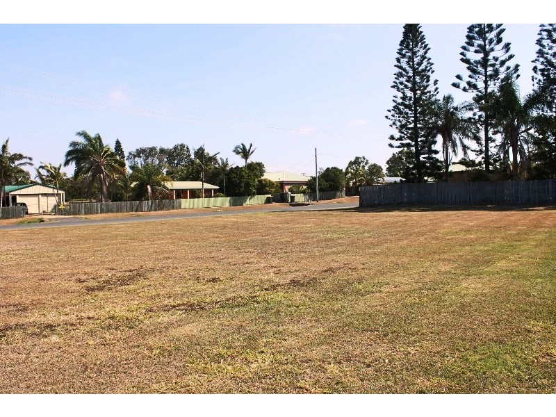 12 LOGAN ROAD, Innes Park QLD 4670