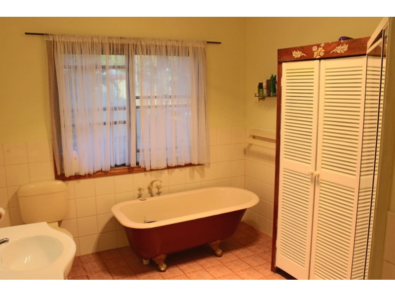 5 Monaro Court, South Bingera QLD 4670