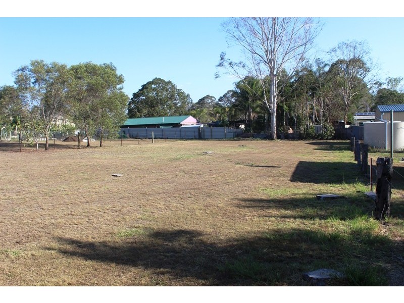 8 Lund Street, Avondale QLD 4670