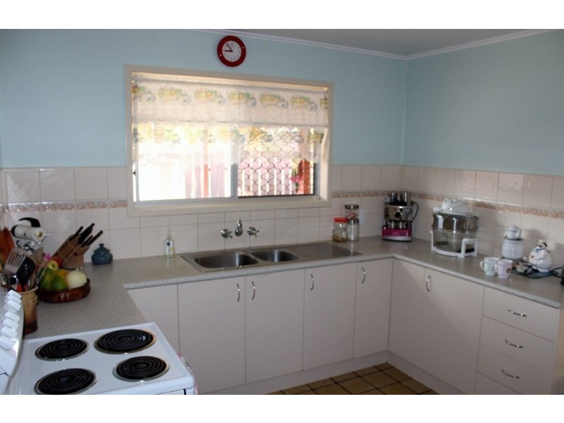 16 Hampson Street, Millbank QLD 4670