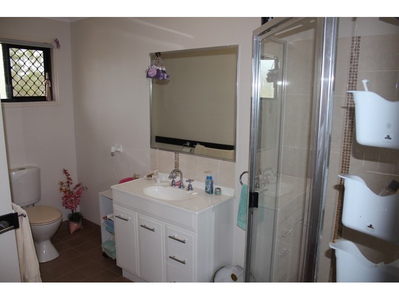 28 Church Street, Childers QLD 4660