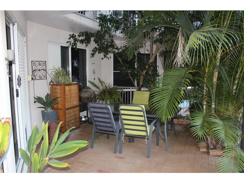1/150 Sylvan Drive, Moore Park Beach QLD 4670