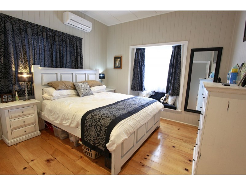 17 Curtis Street, Bundaberg South QLD 4670