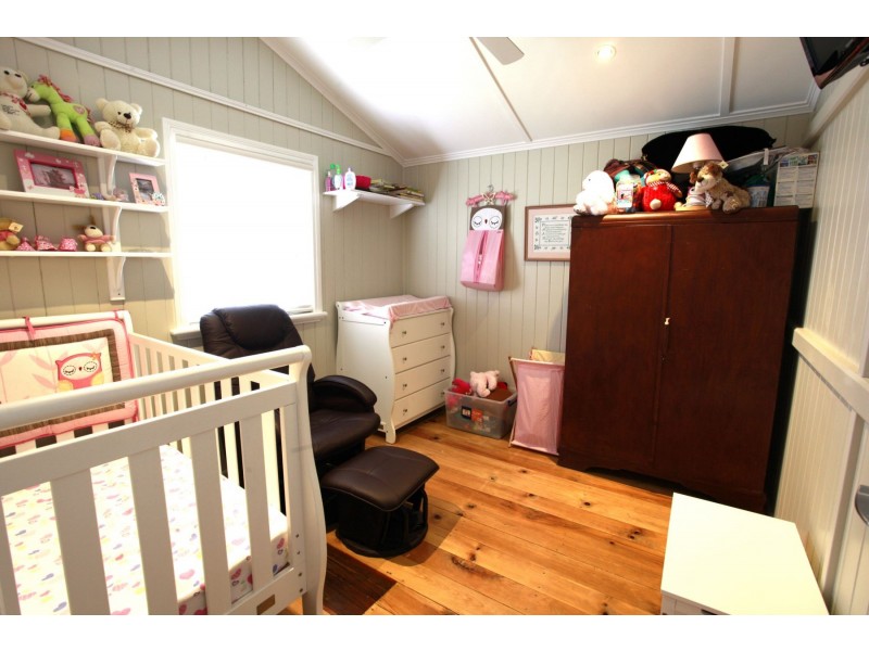 17 Curtis Street, Bundaberg South QLD 4670