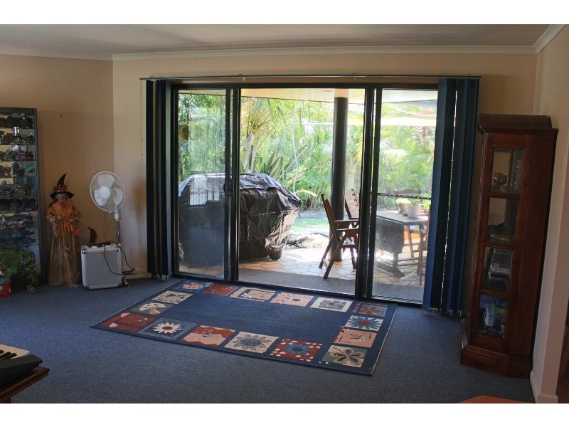 15 Brighton Close, Bundaberg North QLD 4670